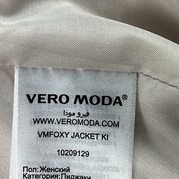 Vero Moda Boxy Red & Pink Check Blazer - Picture 3 of 14